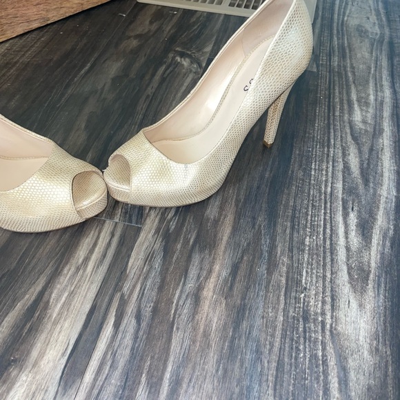 COPY - GUESS Snake Skin Print Peep Toe Stiletto Heel - Picture 10 of 10